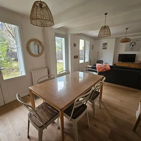 Maison Avec Jardin Et Place Parking, Centre De Luchon * Bagnères-de-Luchon